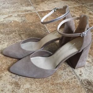 Seychelles suede high heel size 9